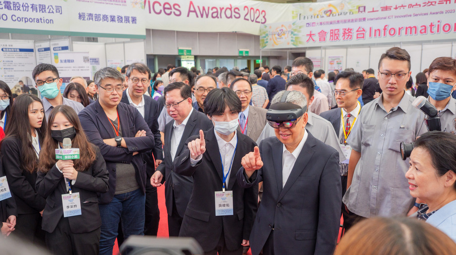 「大專校院資訊應用服務創新競賽」盛況空前 匯聚全球，跨界攜手，為產業培育全方位數位人才